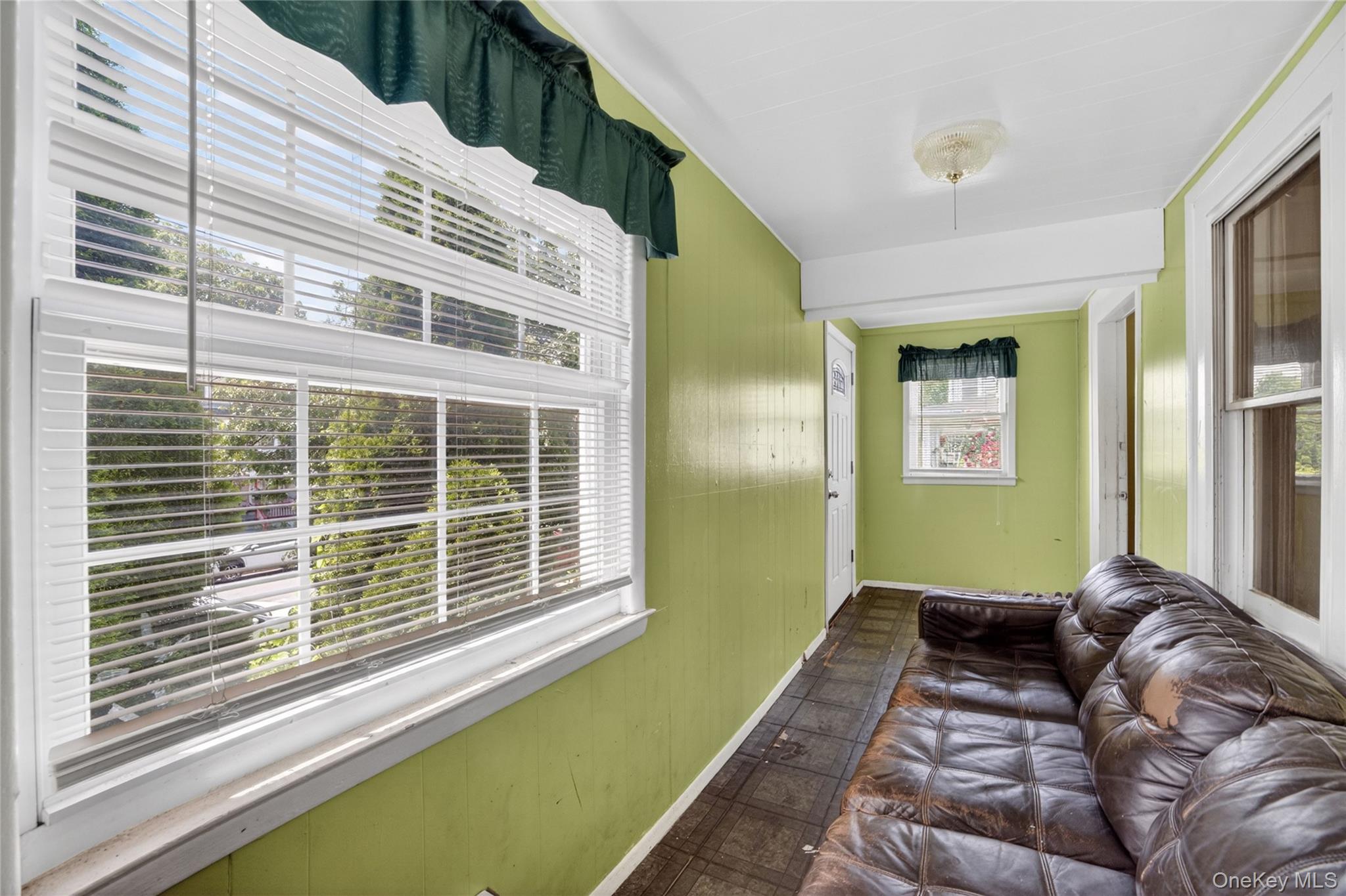239 Fremont Street Peekskill, NY 10566 - Photo 9 of 43