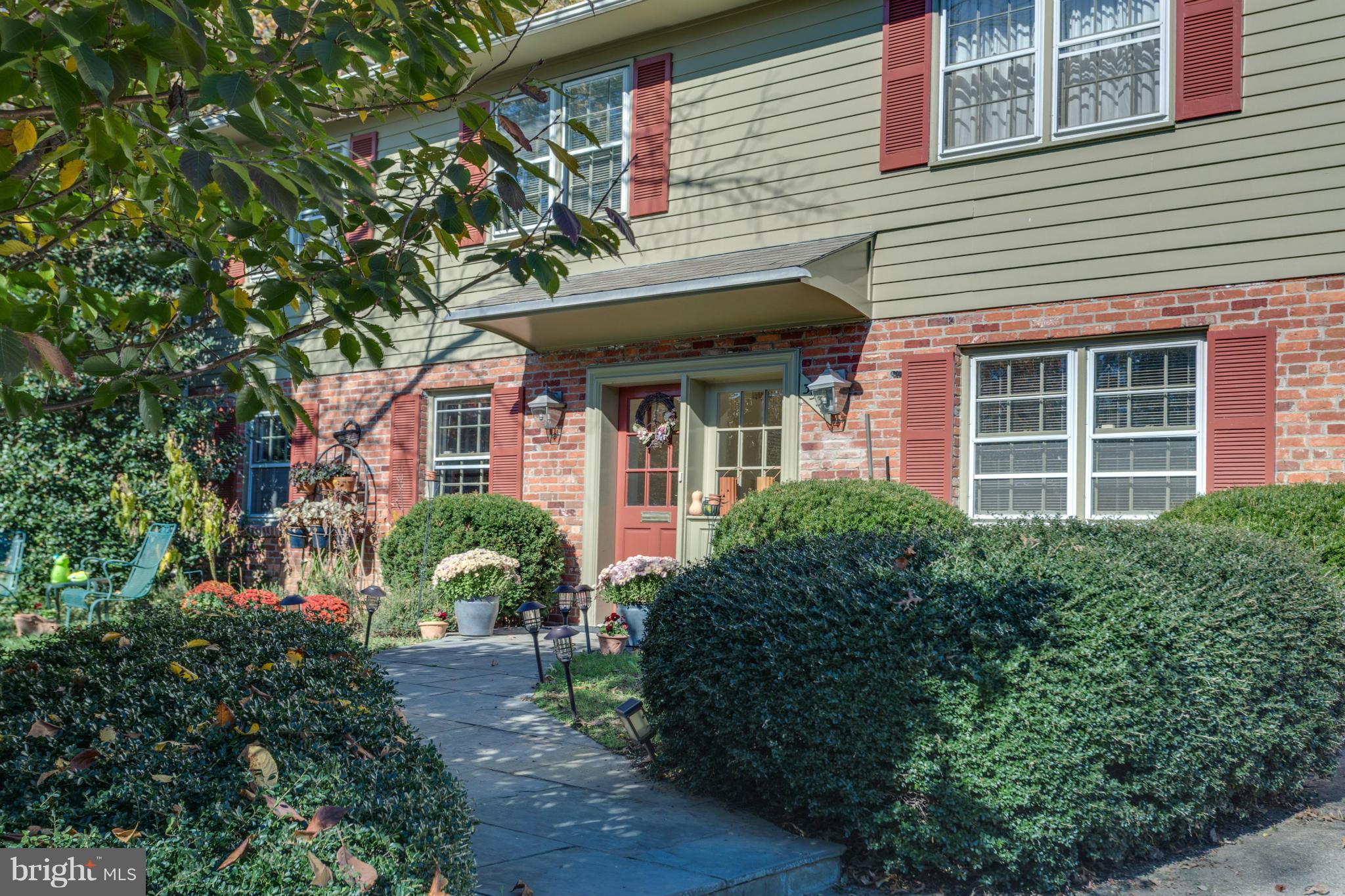 3536 36th Road North Arlington, VA 22207 - Photo 30 of 30 Exterior (Front)