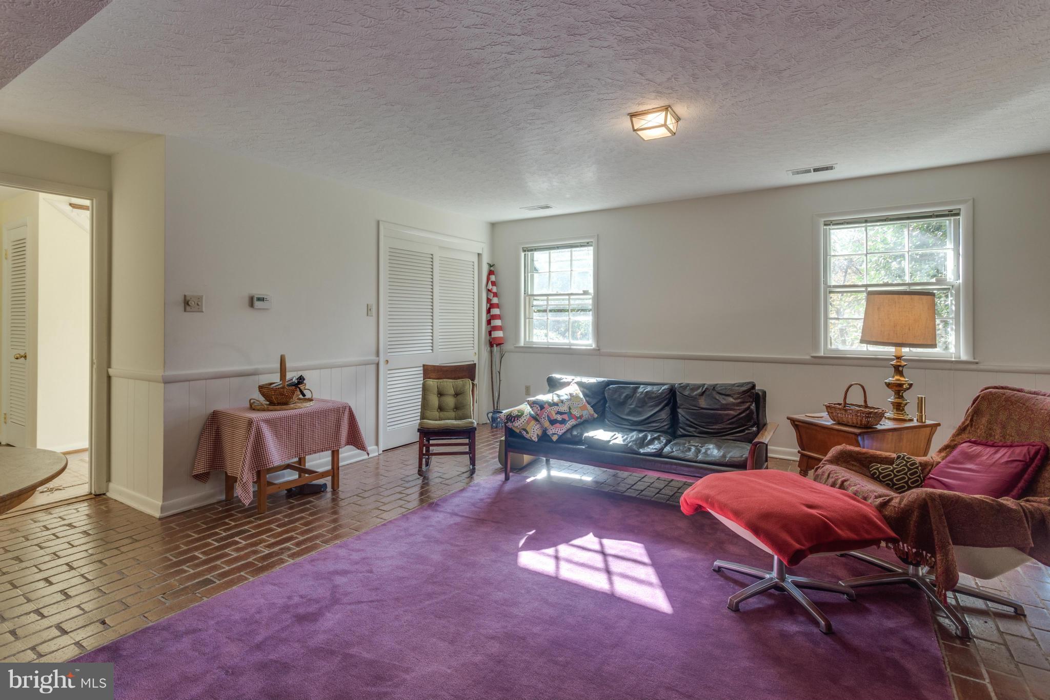 3536 36th Road North Arlington, VA 22207 - Photo 5 of 30 Family Room