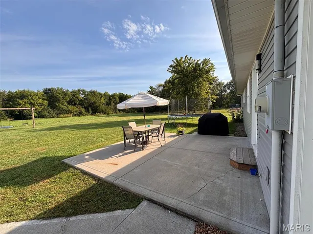 $190,000 | 203 East Arlington Avenue, Vandalia, MO 63382
