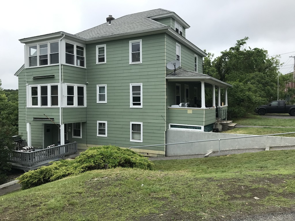 298 Main Street Clinton, MA 01510 - Photo 1 of 12 Gallery Image 1