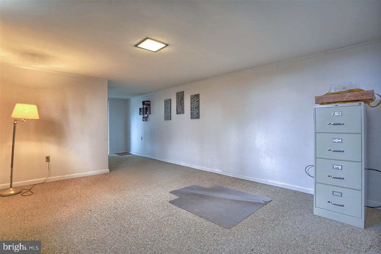 242 Greendale Road York, PA 17403 - Photo 29 of 36