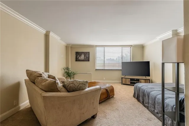 $108,999 | 700 East 8th Street, Unit 4S, Kansas City, MO 64106