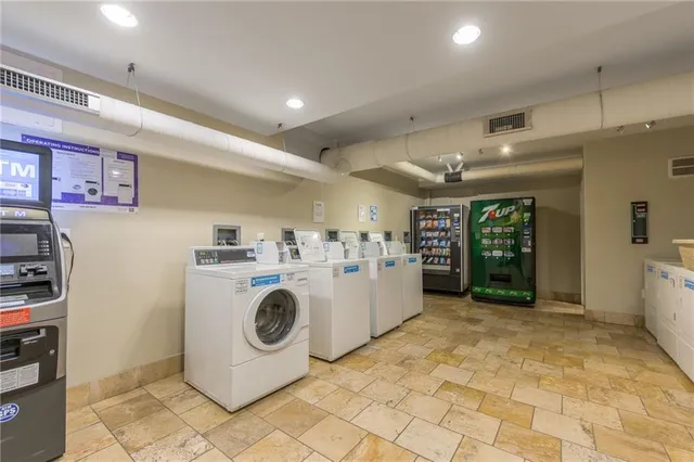 $108,999 | 700 East 8th Street, Unit 4S, Kansas City, MO 64106