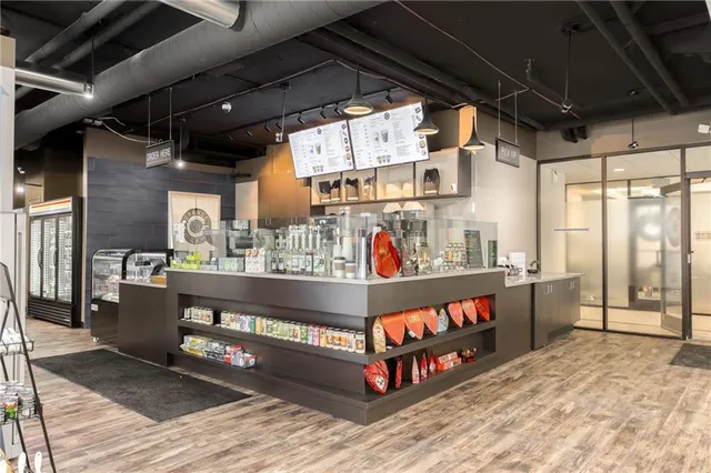 $108,999 | 700 East 8th Street, Unit 4S, Kansas City, MO 64106