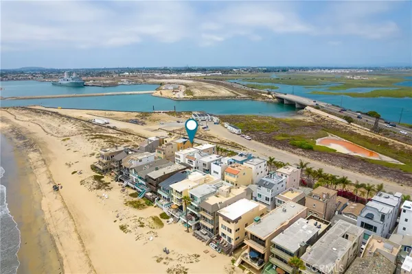 $4,950 | 41 C Pacific, Surfside, CA 90743