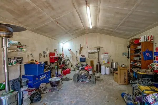 $390,000 | 11645 Greenwell Springs Port Hudson Road, Zachary, LA 70791