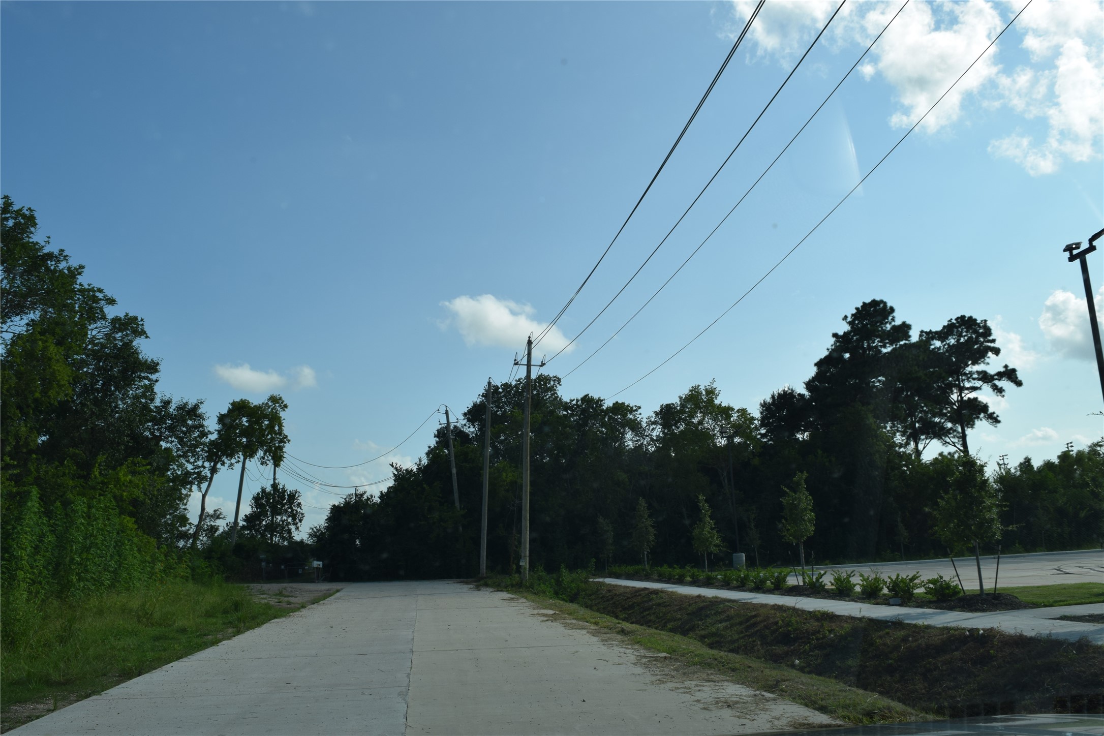 2304 Old Road Friendswood, TX 77546 - Photo 7 of 10 a view of backyard and entertaining space