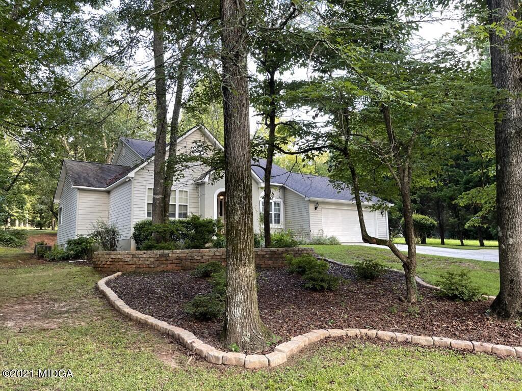 1480 Johnson Road Macon, GA 31220 - Photo 47 of 75 a front view of a house with garden