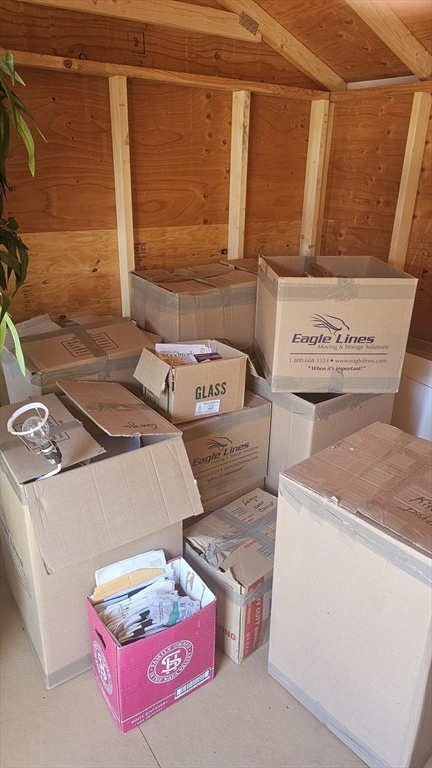 8 Gerald Drive Middleboro, MA 02346 - Photo 7 of 17 a utility room with dryer and washer