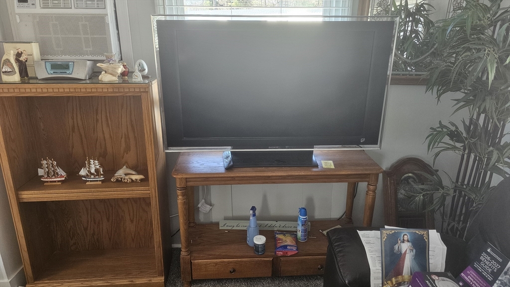 8 Gerald Drive Middleboro, MA 02346 - Photo 8 of 17 a close view of tap