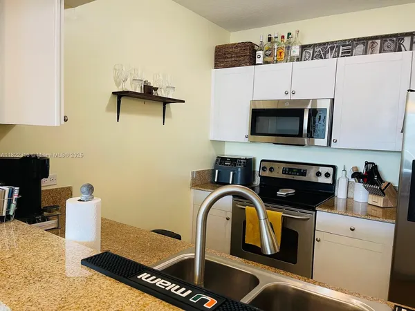 $350,000 | 117 Northwest 42nd Avenue, Unit 1506, Miami, FL 33126