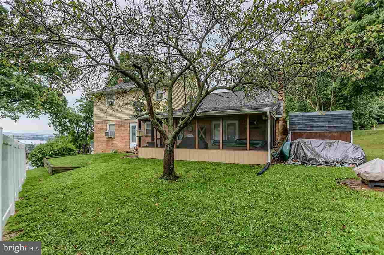2135 Eden Road York, PA 17406 - Photo 4 of 34 Gallery Image 4