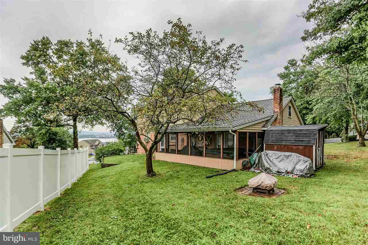 2135 Eden Road York, PA 17406 - Photo 5 of 34 Gallery Image 5