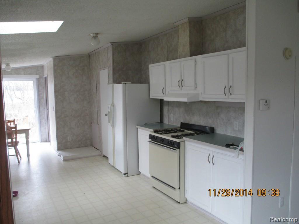 10771 East Burt Road Birch Run, MI 48415 - Photo 10 of 15 2014-11-28 020.jpg