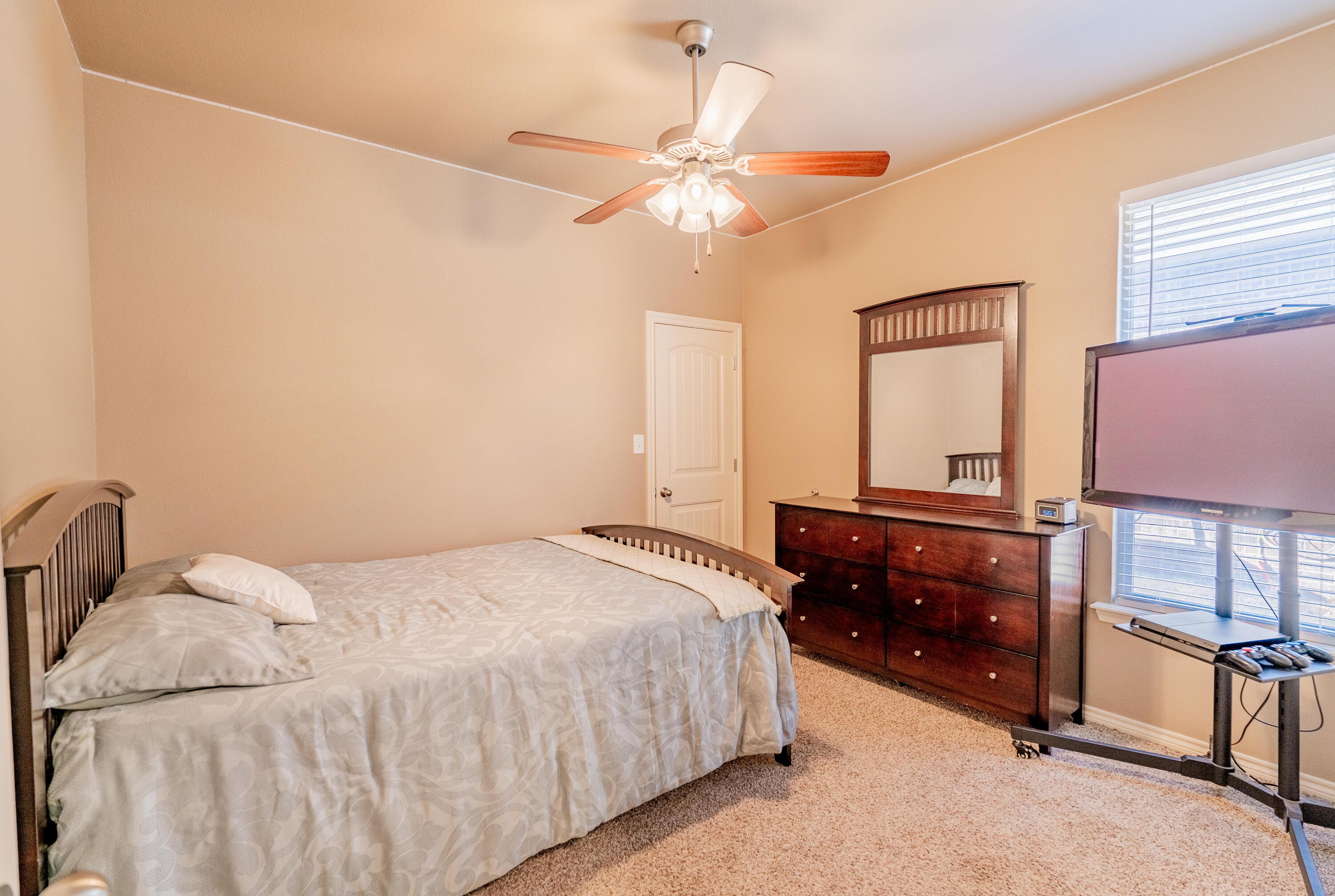 9805 Avenue R Lubbock, TX 79423 - Photo 25 of 38 DSC08589-HDR