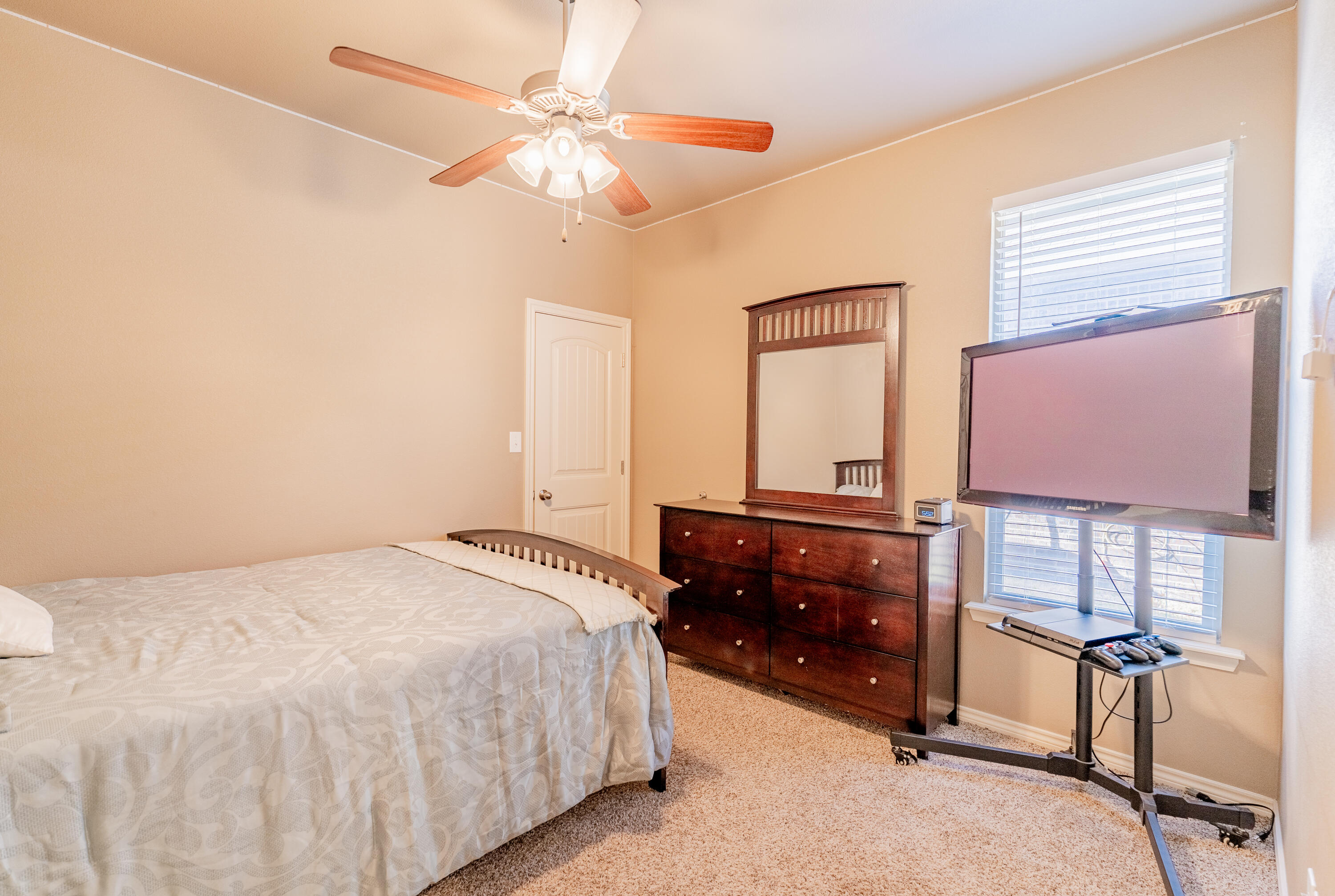 9805 Avenue R Lubbock, TX 79423 - Photo 26 of 38 DSC08592-HDR