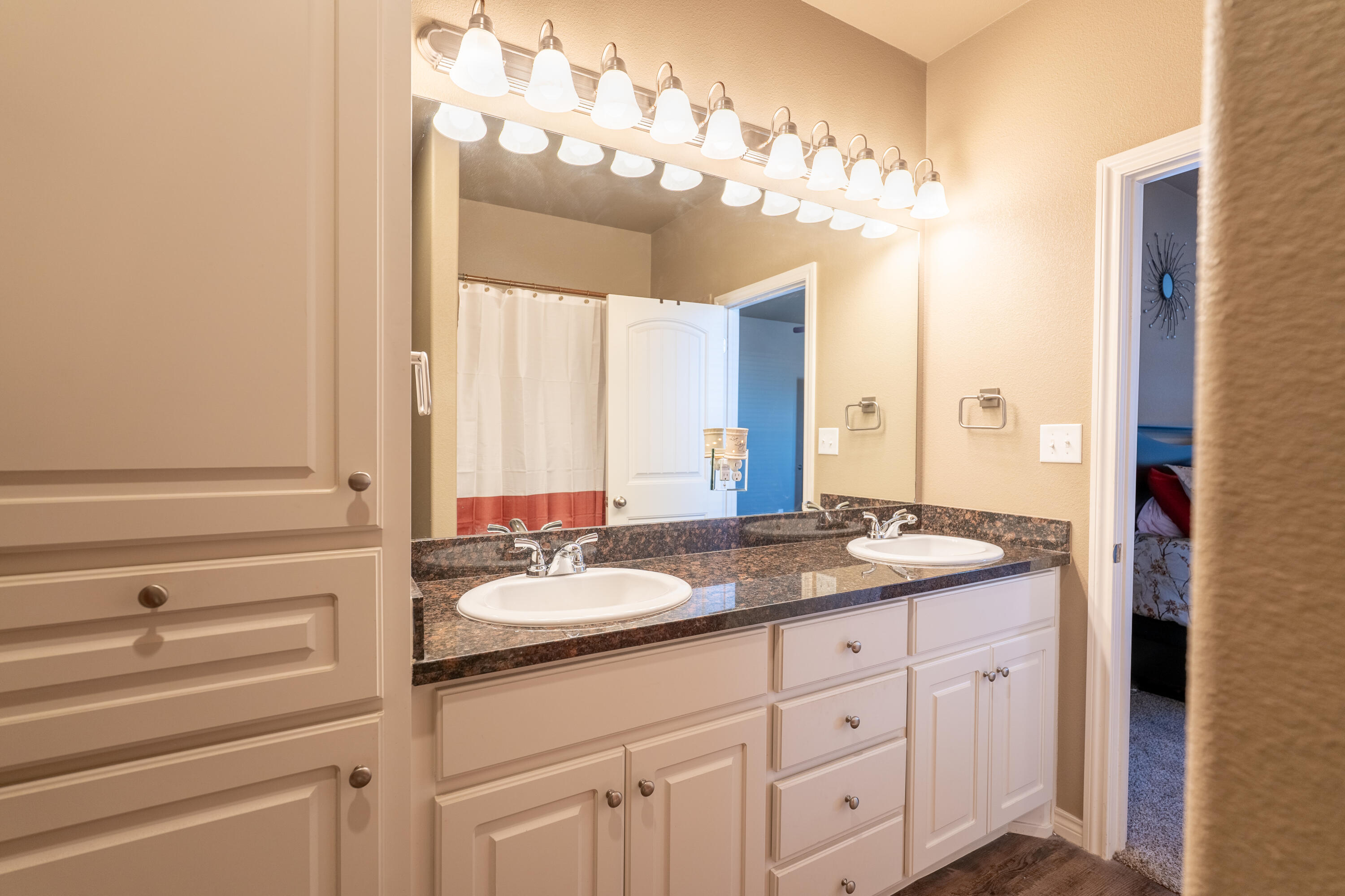 9805 Avenue R Lubbock, TX 79423 - Photo 34 of 38 DSC08625-HDR