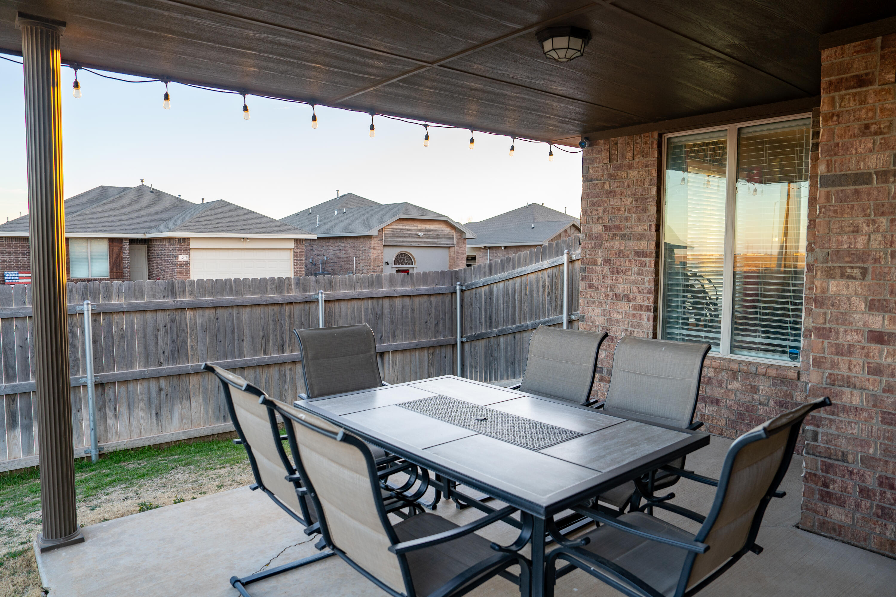 9805 Avenue R Lubbock, TX 79423 - Photo 37 of 38 DSC08101-HDR