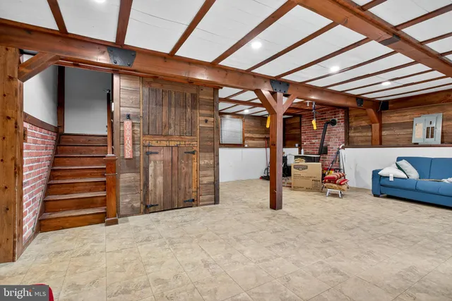 $499,900 | 2152 Amlisa Road, Nazareth, PA 18064