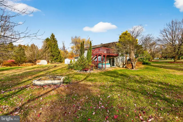 $499,900 | 2152 Amlisa Road, Nazareth, PA 18064