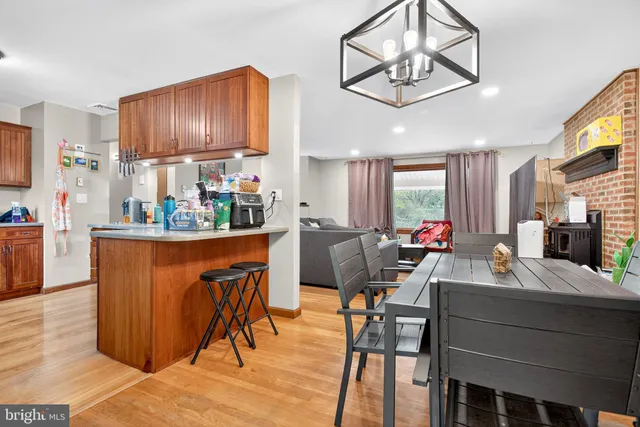 $499,900 | 2152 Amlisa Road, Nazareth, PA 18064