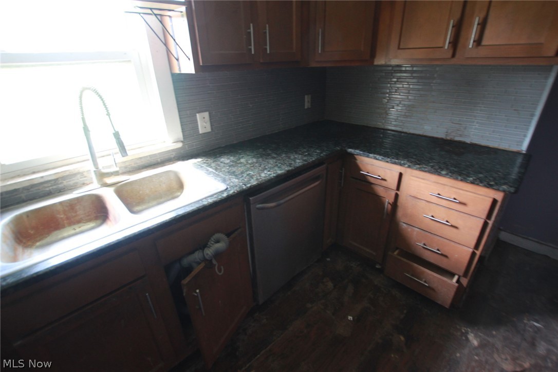 14413 Ellsworth Road Berlin Center, OH 44401 - Photo 7 of 34