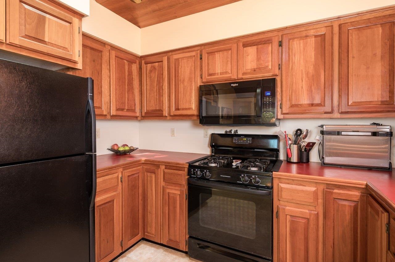 67 Langford Road Raymond, NH 03077 - Photo 6 of 34