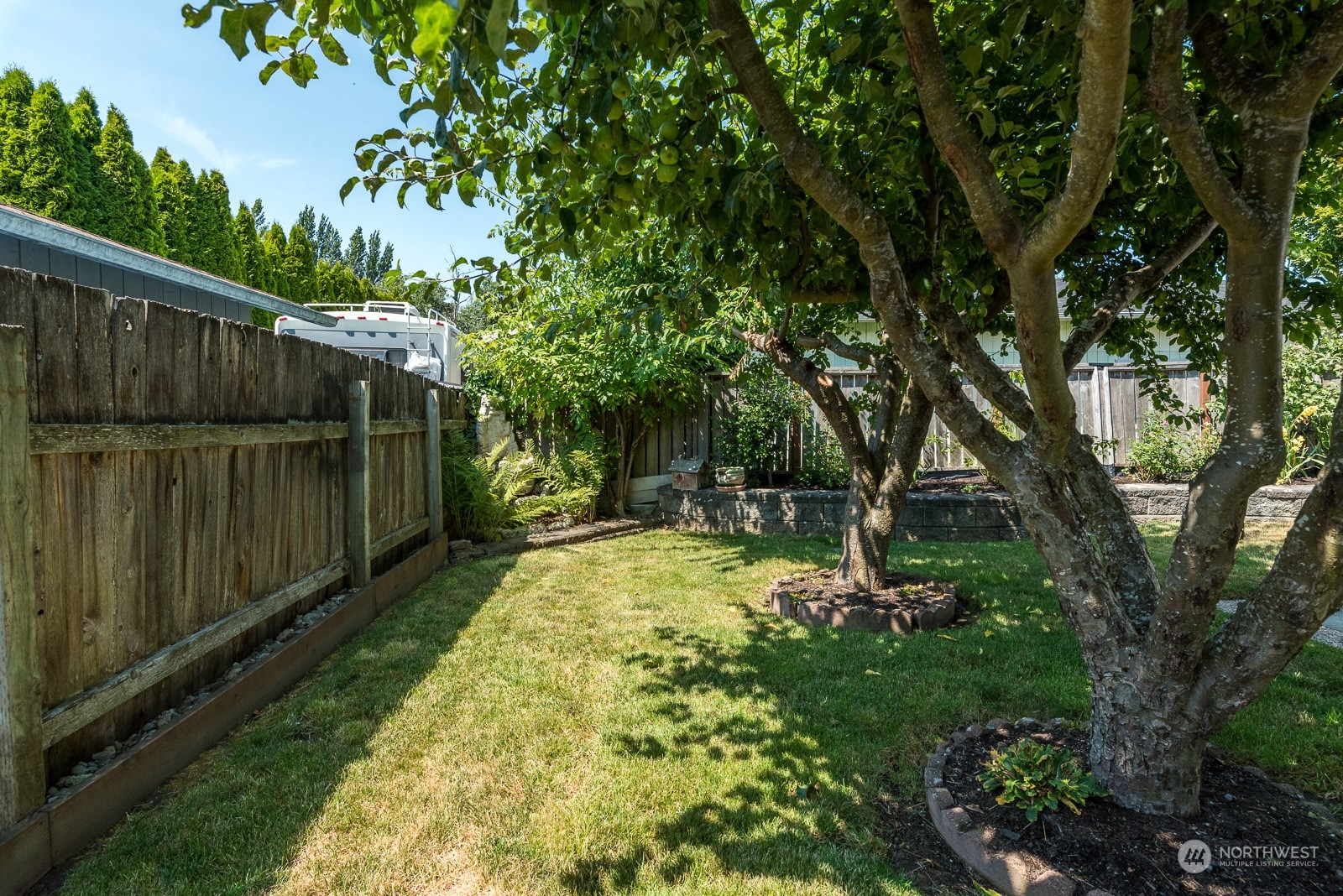 4004 R Avenue Anacortes, WA 98221 - Photo 25 of 28 Gallery Image 25