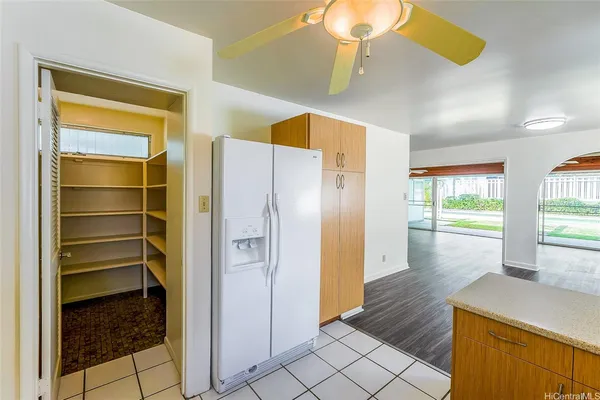 $2,400,000 | 1439 Akuleana Place, Kailua, HI 96734