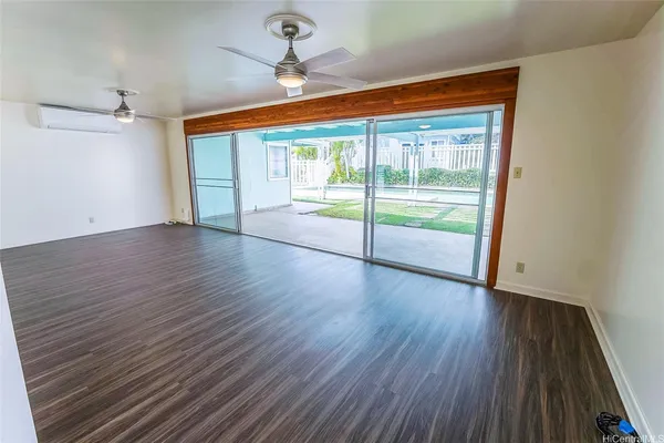 $2,400,000 | 1439 Akuleana Place, Kailua, HI 96734