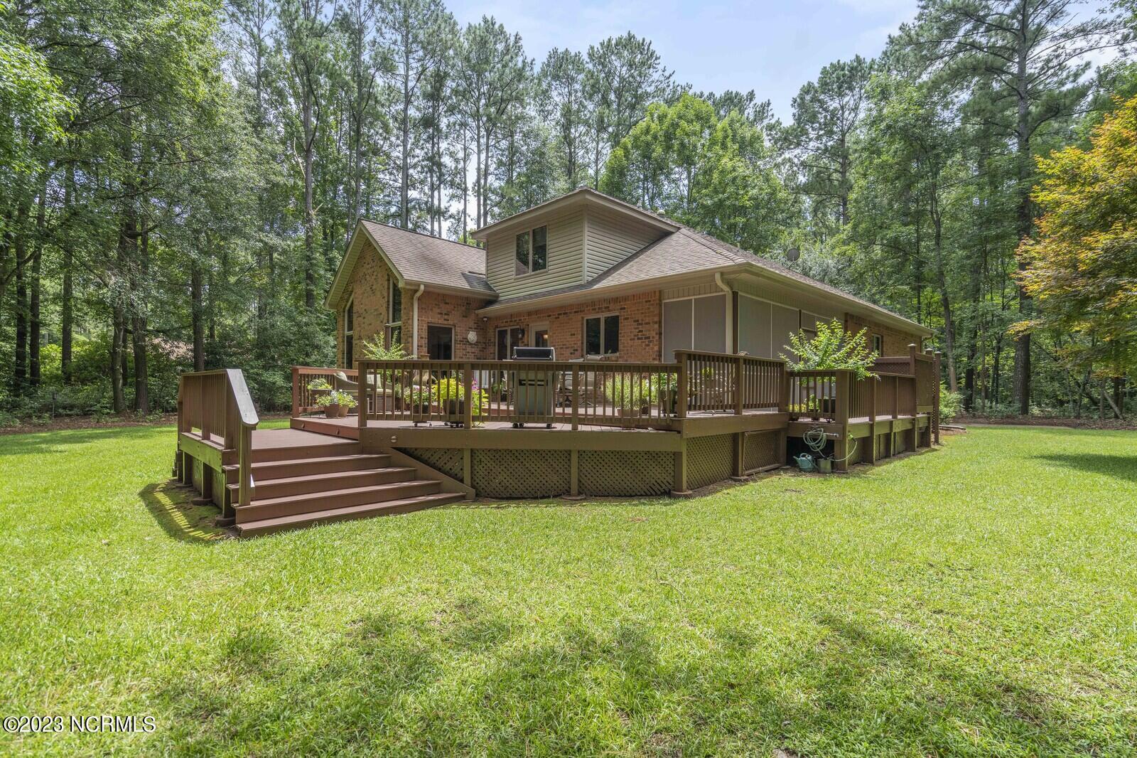 103 Pelican Bay Road Washington, NC 27889 - Photo 70 of 95 70_DSC06013_mls