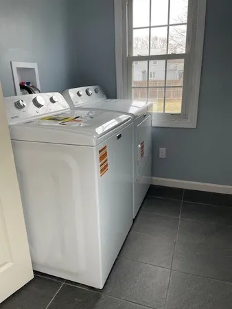 $2,800 | 94 Puritan Drive, Warwick, RI 02888
