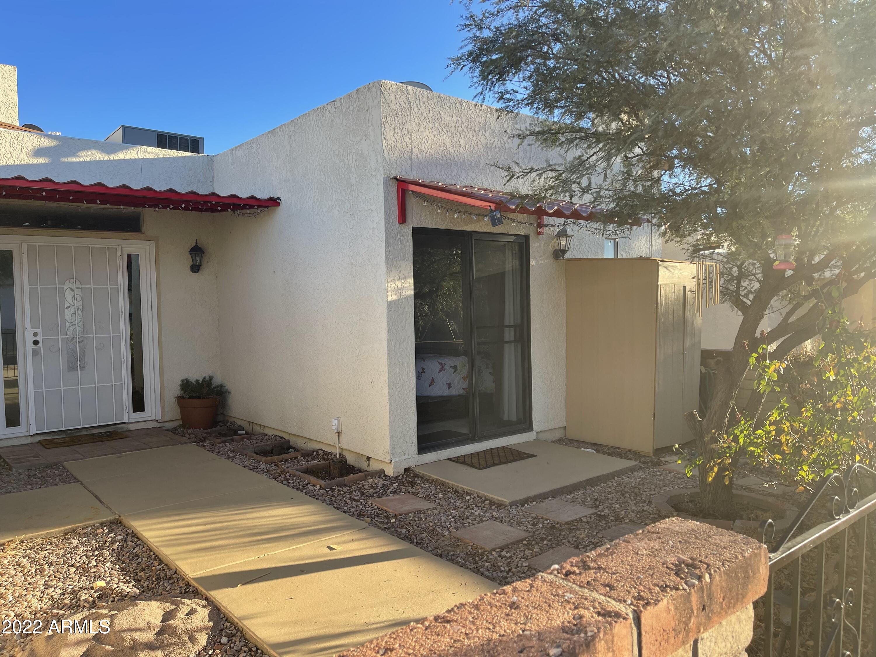 1178 Circulo Canario Rio Rico, AZ 85648 - Photo 3 of 16 IMG_8220