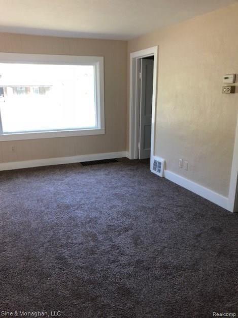 2166 Michigan Road Port Huron, MI 48060 - Photo 7 of 14 7.jpg