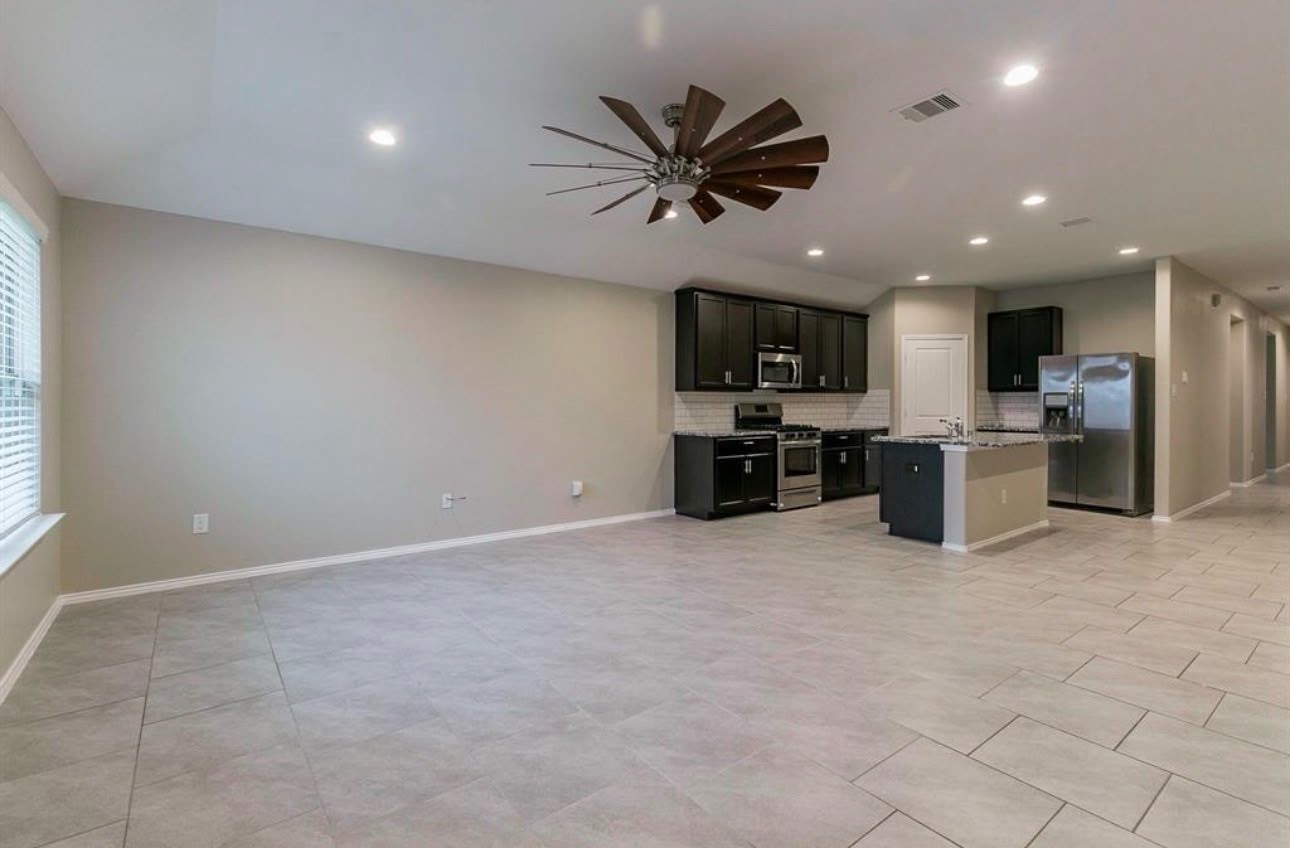 502 Poppy Field Court Rosharon, TX 77583 - Photo 7 of 20