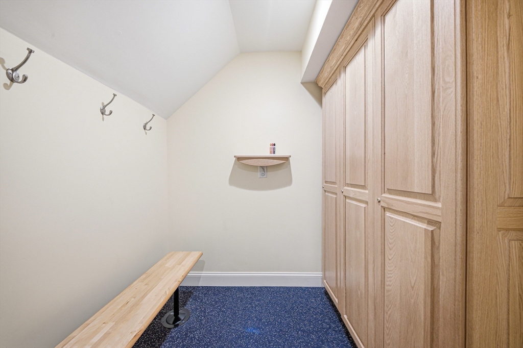 24 Normandy Road Lexington, MA 02421 - Photo 17 of 42 Gallery Image 17