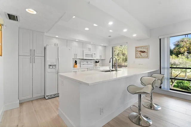 $6,500 | 655 Bracken Wood Cove, Palm Beach Gardens, FL 33418