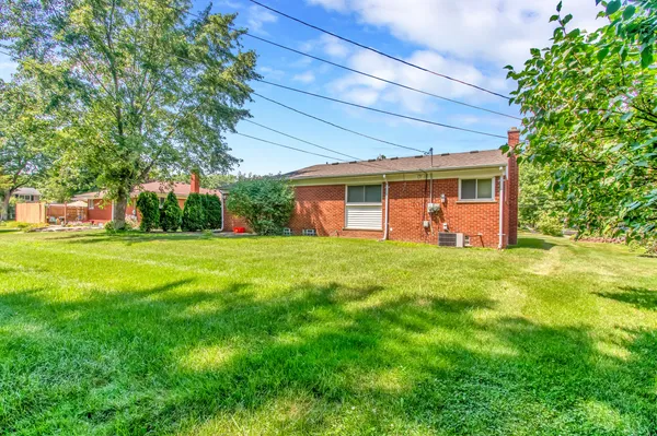 $2,300 | 16345 Pollyanna Street, Livonia, MI 48154