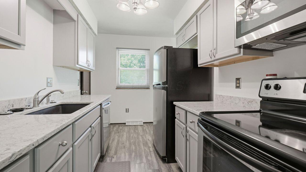4432 White Road Centerburg, OH 43011 - Photo 14 of 37