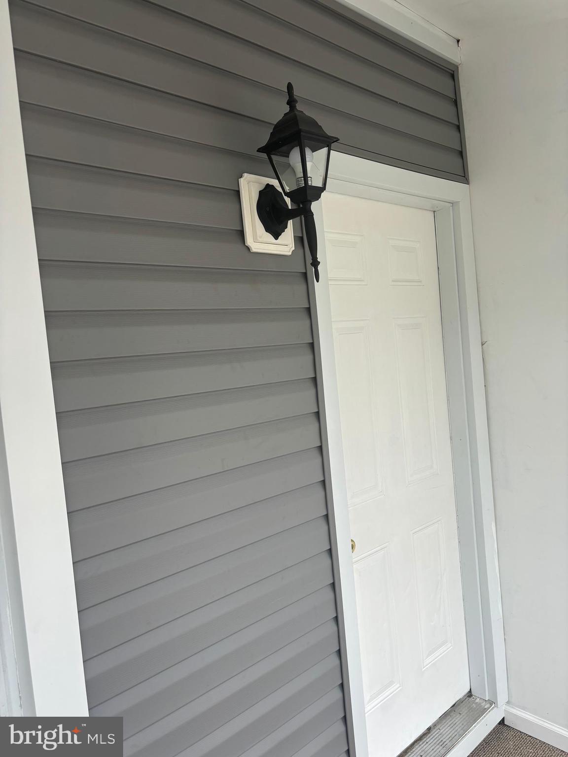 334 Middlesex Street Gloucester City, NJ 08030 - Photo 2 of 14