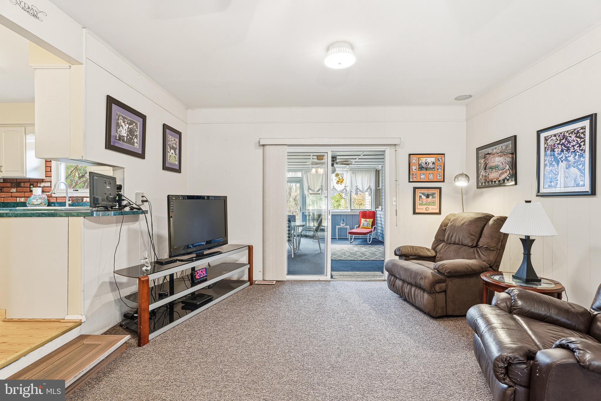 4145 London Bridge Road Finksburg, MD 21048 - Photo 26 of 56 Family Room