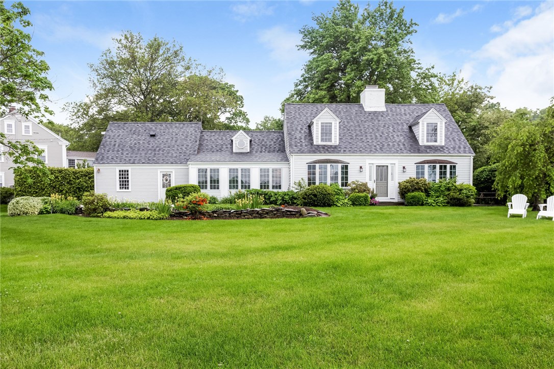 159 Mathewson Road Barrington, RI 02806 - Photo 2 of 36