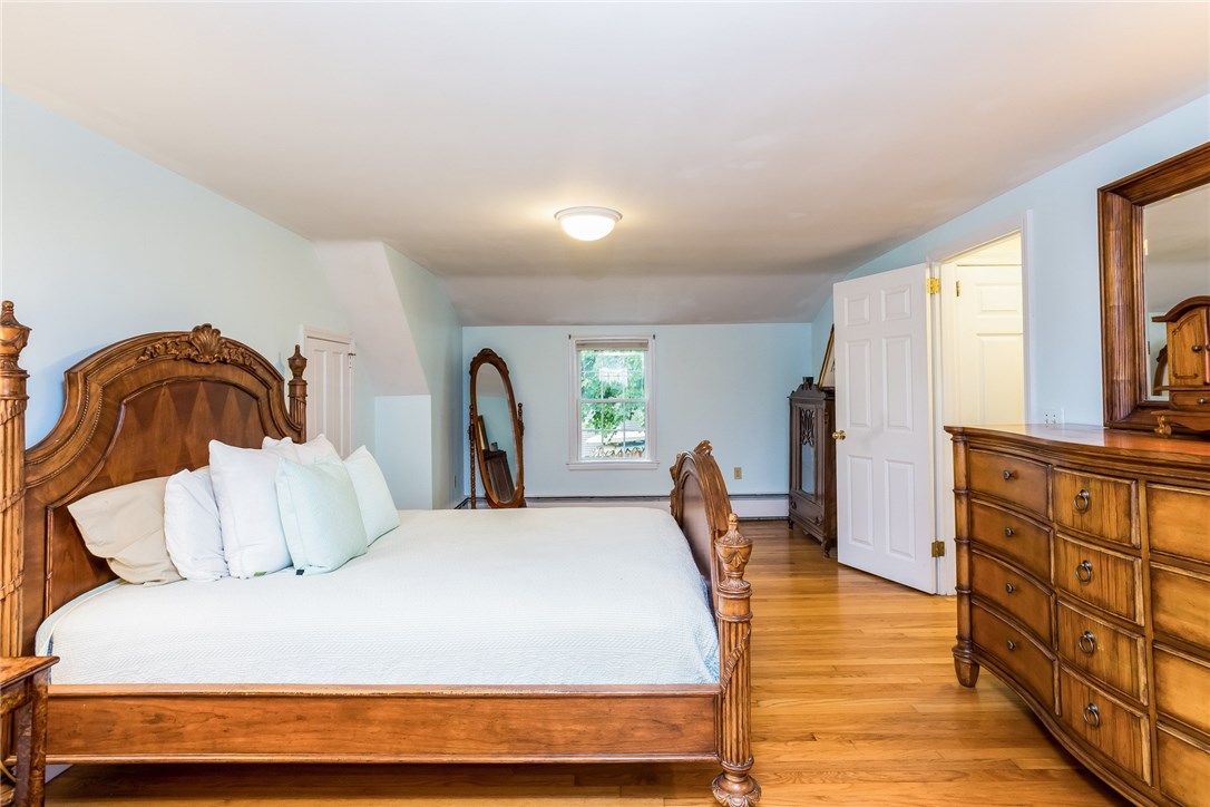 159 Mathewson Road Barrington, RI 02806 - Photo 25 of 36