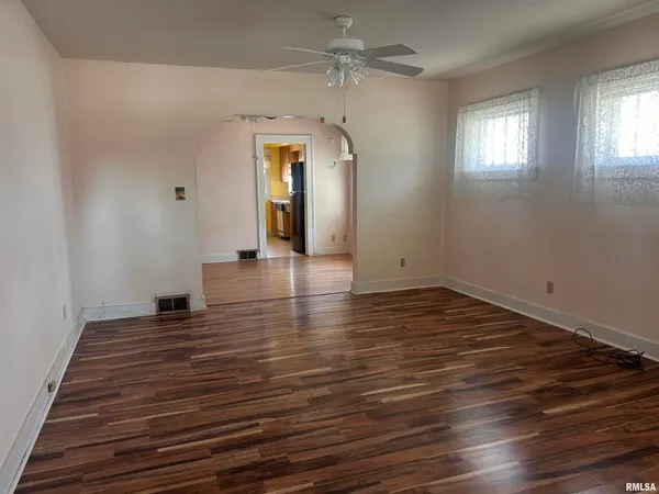 $69,900 | 1034 North MacArthur Boulevard, Springfield, IL 62702