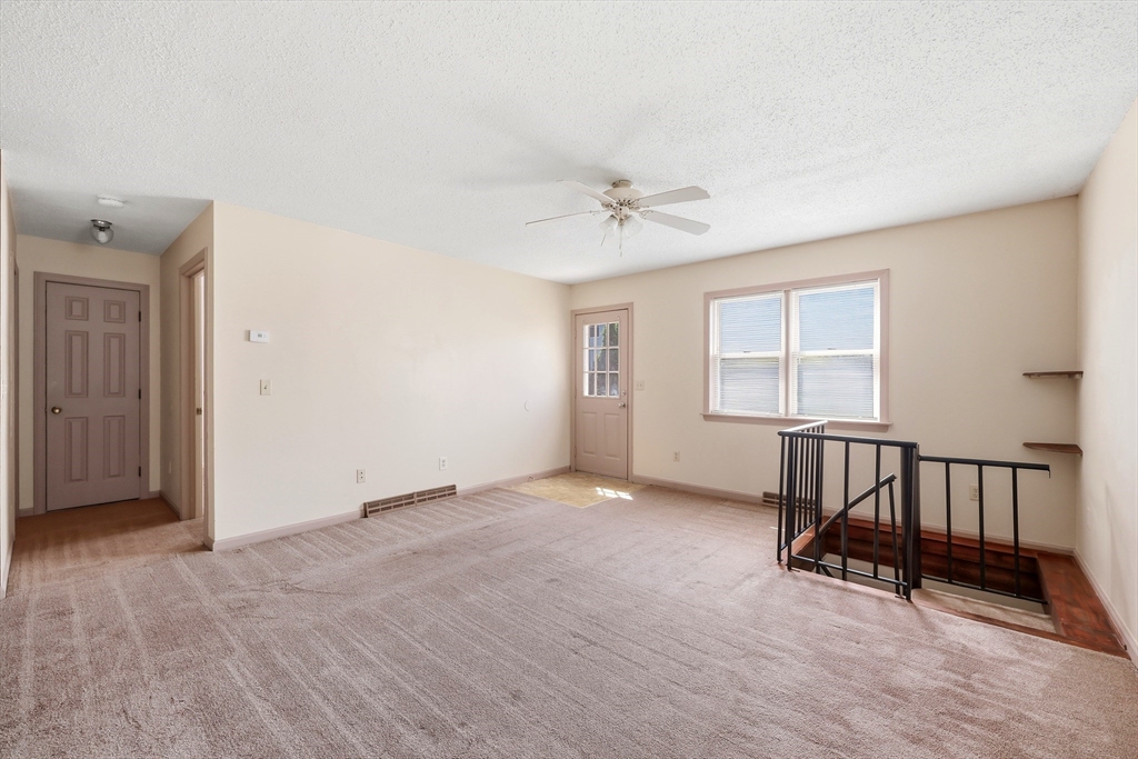 19-21 Wedgewood Circle Springfield, MA 01129 - Photo 24 of 32 an empty room with windows
