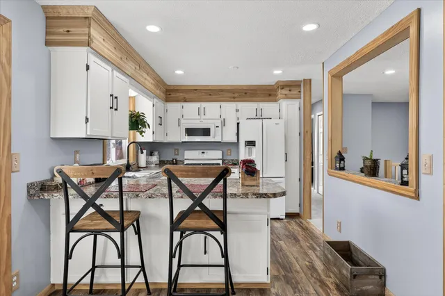 $350,000 | 1034 Janett Avenue Northeast, St. Michael, MN 55376