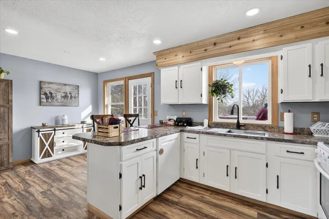 $350,000 | 1034 Janett Avenue Northeast, St. Michael, MN 55376