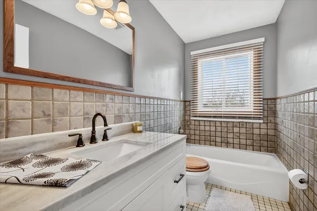 $350,000 | 1034 Janett Avenue Northeast, St. Michael, MN 55376