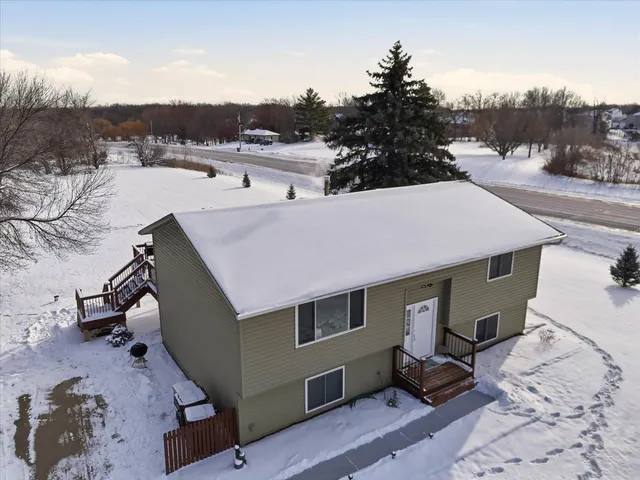 $350,000 | 1034 Janett Avenue Northeast, St. Michael, MN 55376